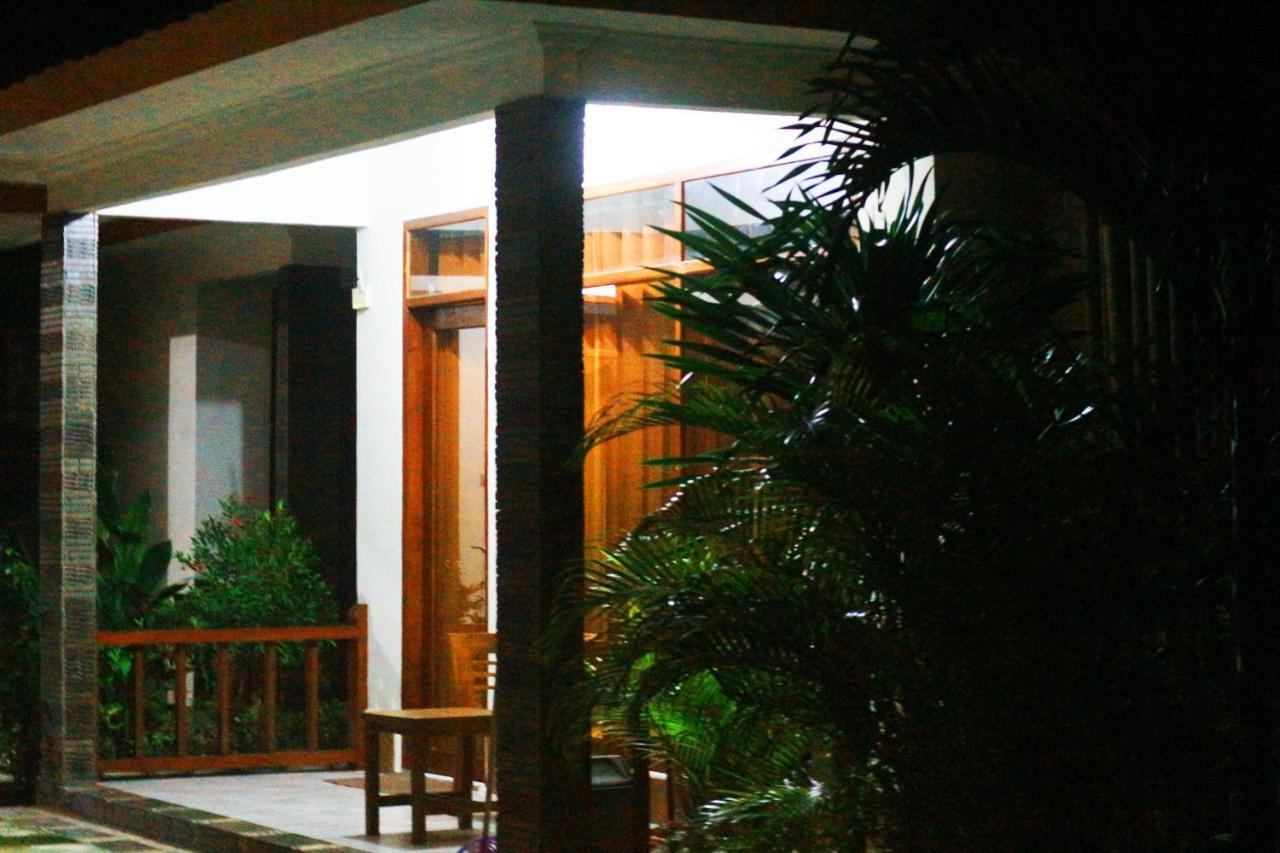 Two Brothers Villa Гили Еър Екстериор снимка